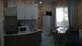 Гостевой дом Guesthouse na Sevastopolskoy 28 Геленджик Апартаменты с 1 спальней-2